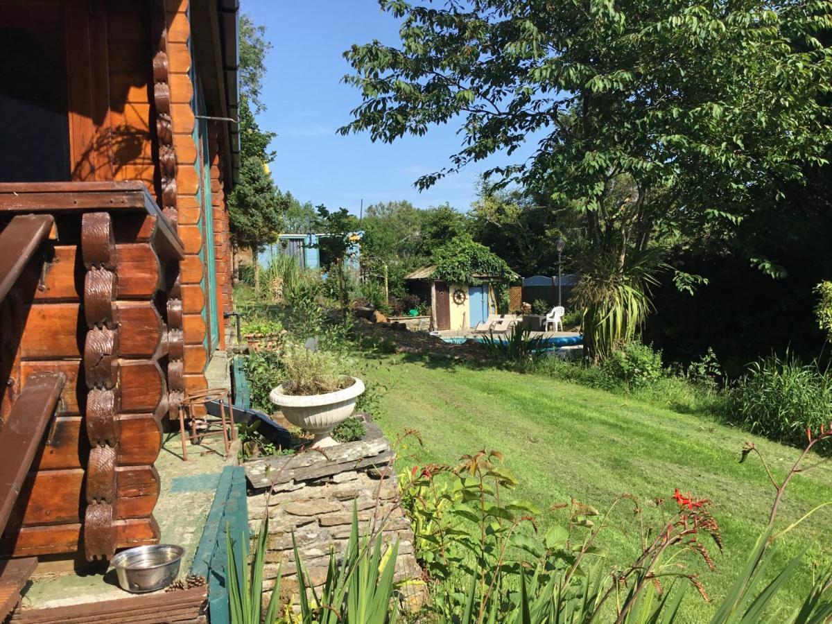 Tudor Lodge With Pool & Bbq Cabin 利斯卡德 外观 照片